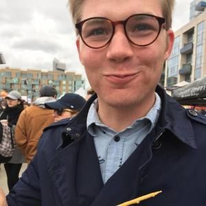 Meet your Posher, Cameron